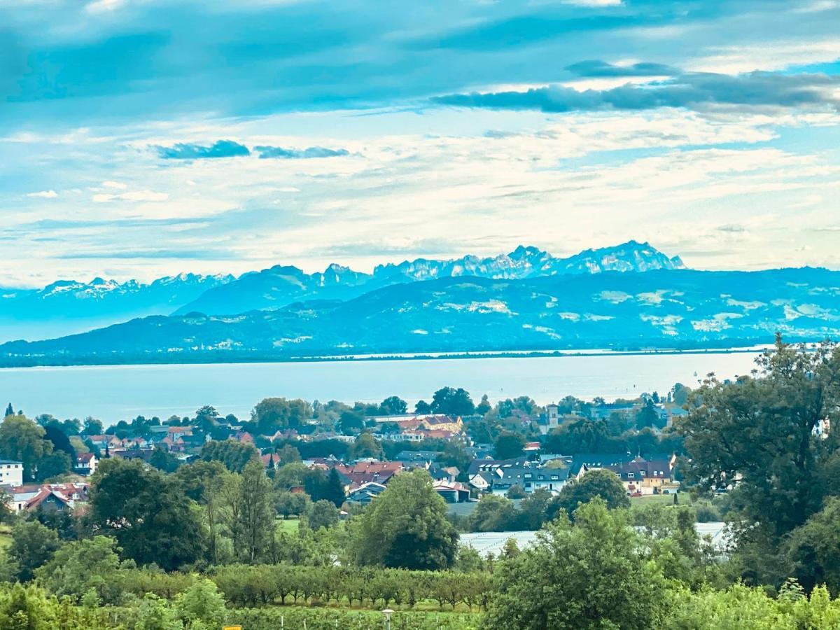 Hotel Montfort-Schloessle Lindau  Exteriör bild