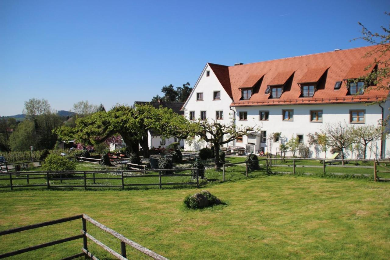 Hotel Montfort-Schloessle Lindau  Exteriör bild