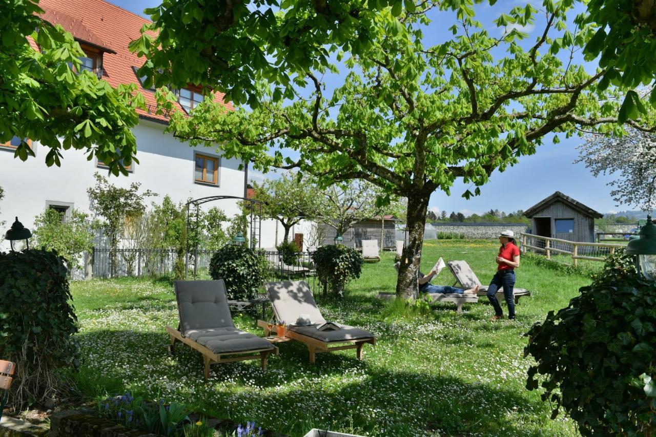 Hotel Montfort-Schloessle Lindau  Exteriör bild