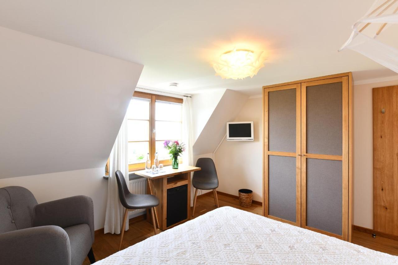 Hotel Montfort-Schloessle Lindau  Exteriör bild